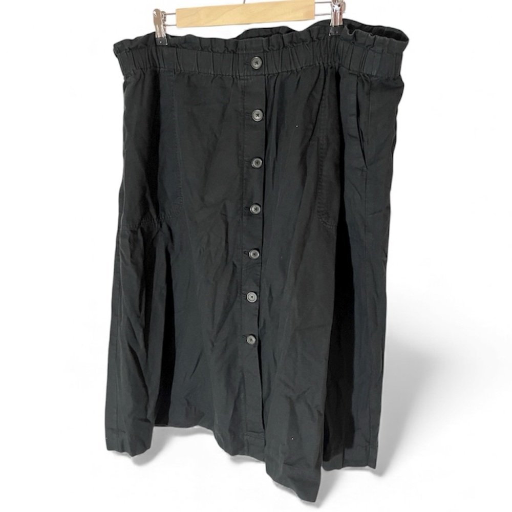 Madewell Black Button-Down Midi Skirt